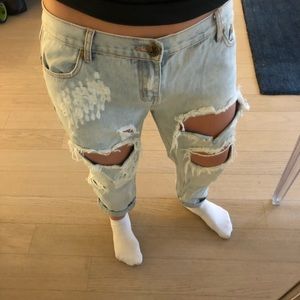 One Teaspoon Light Wash Destroyed Boyfriend Jean